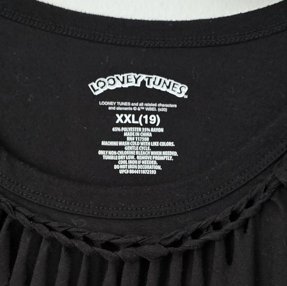 🩷🩷Looney Tunes Bugs Taz Tweety Ladies Neck Detail Shirt Sz xxl (19) - Picture 7 of 7